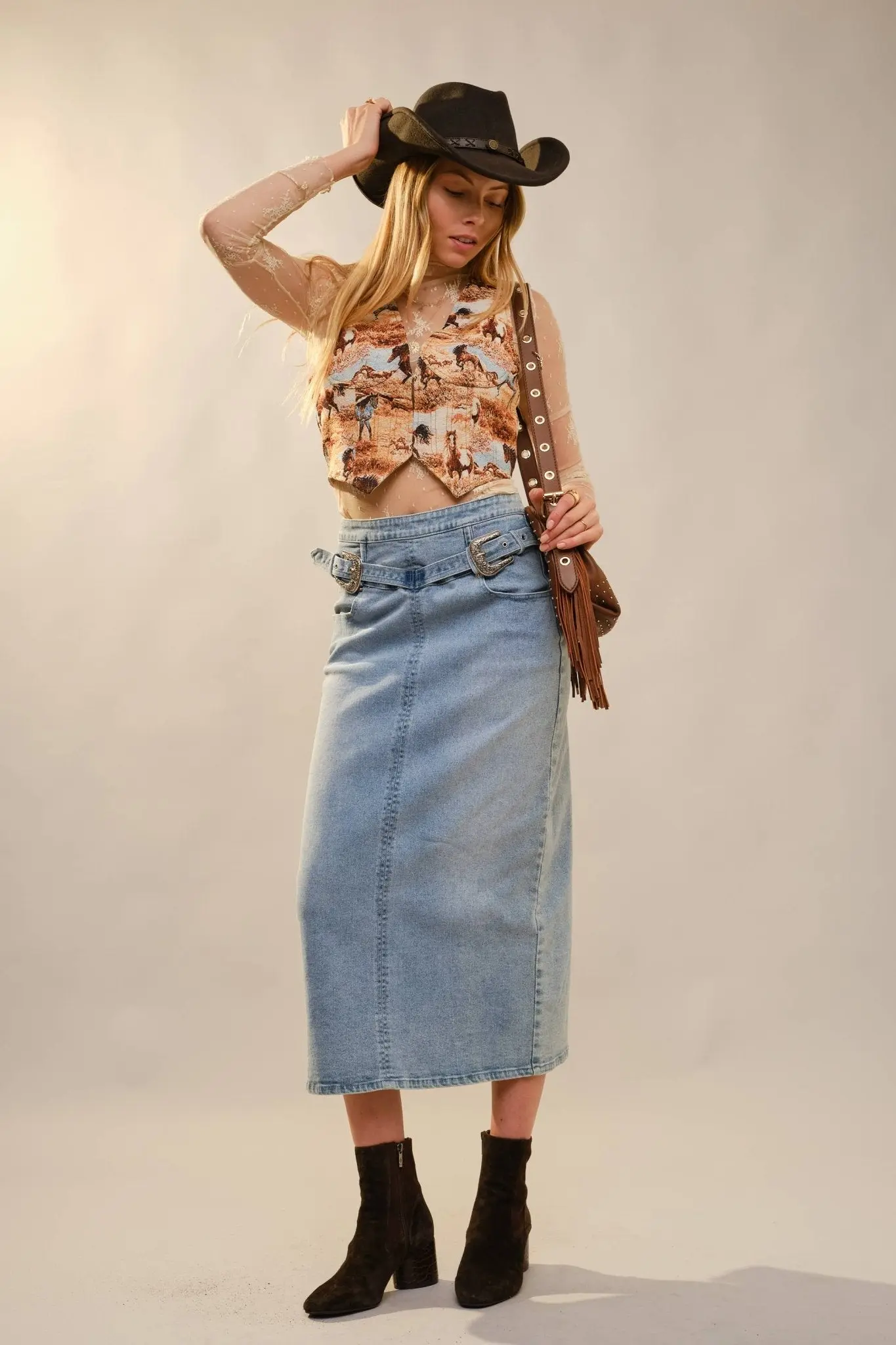 Allover Western Horse Vest - Image 5