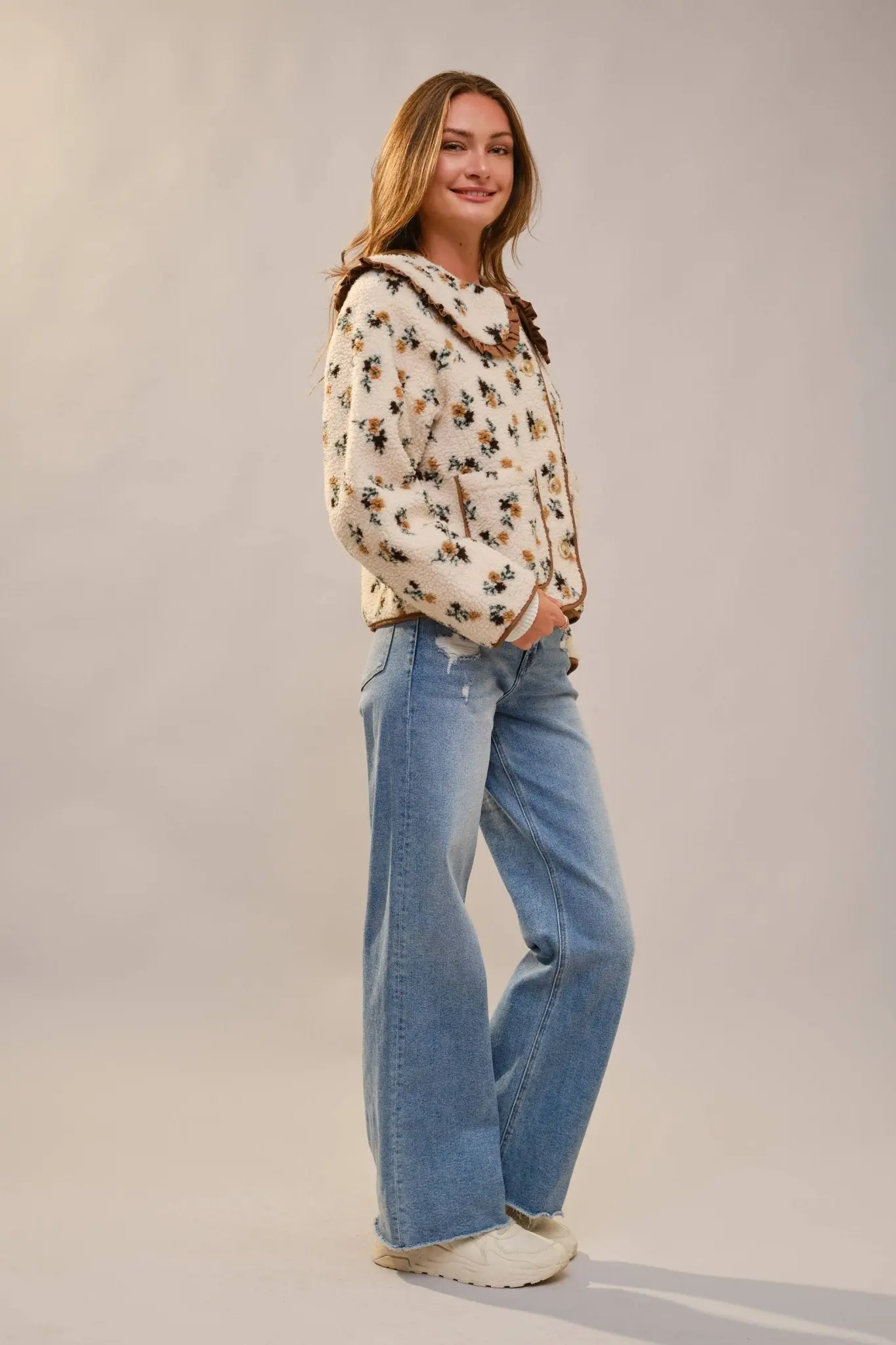 Floral Ruffle Western Sherpa Jacket - Image 5