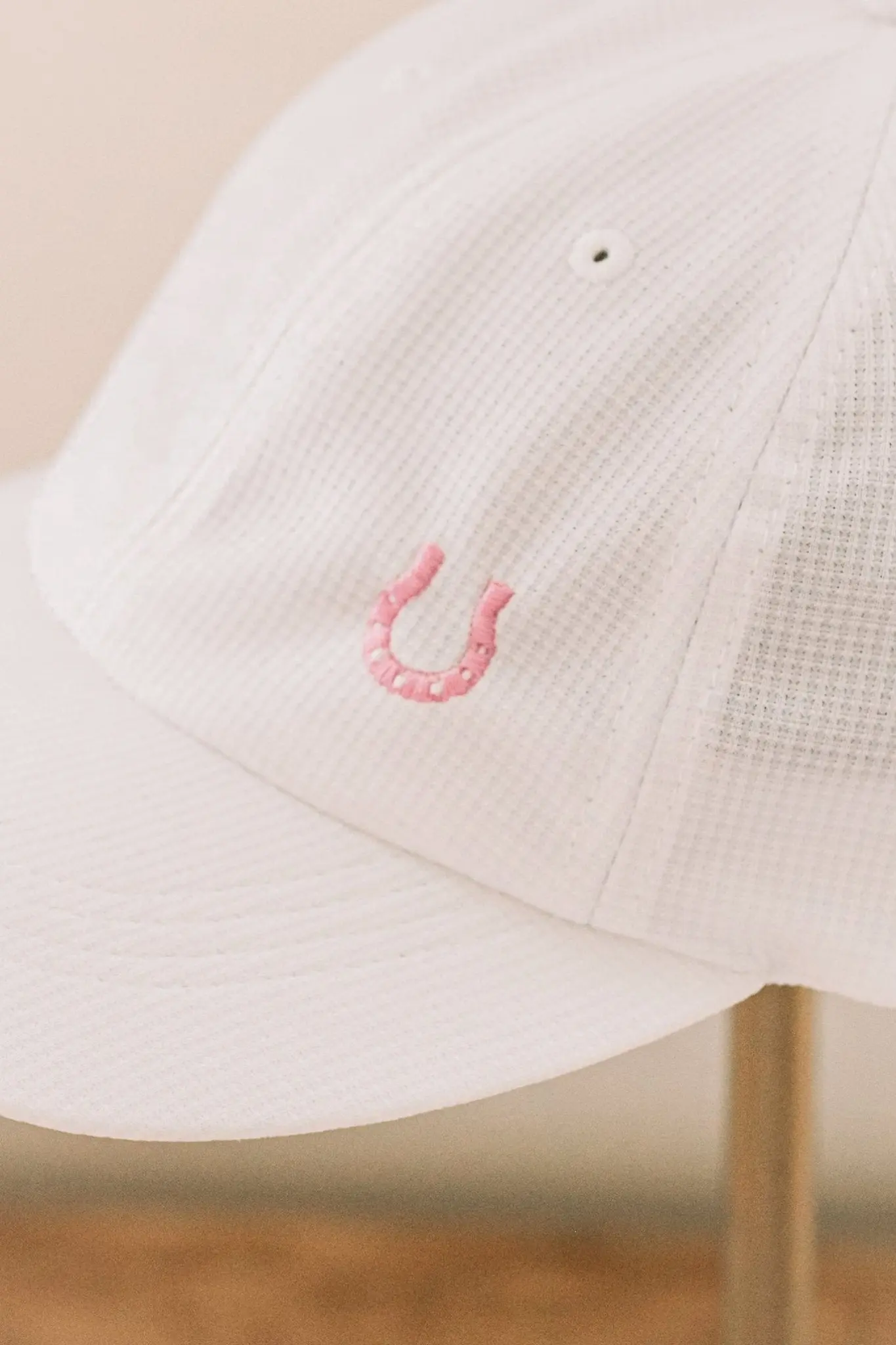 Lucky Horseshoe Hat (White) - Image 5