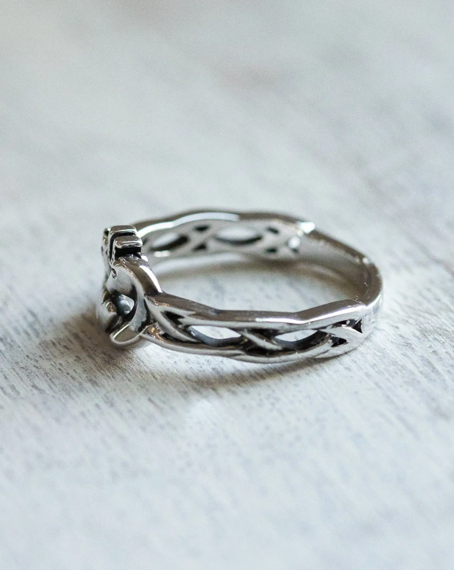 Horse Claddagh Ring - Image 4