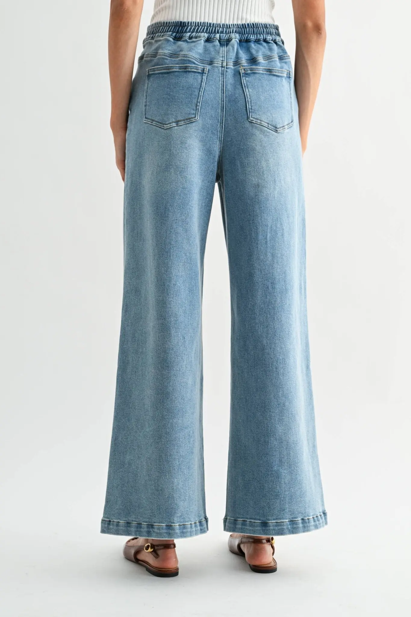 Horse High-Waisted Jeans - Image 8