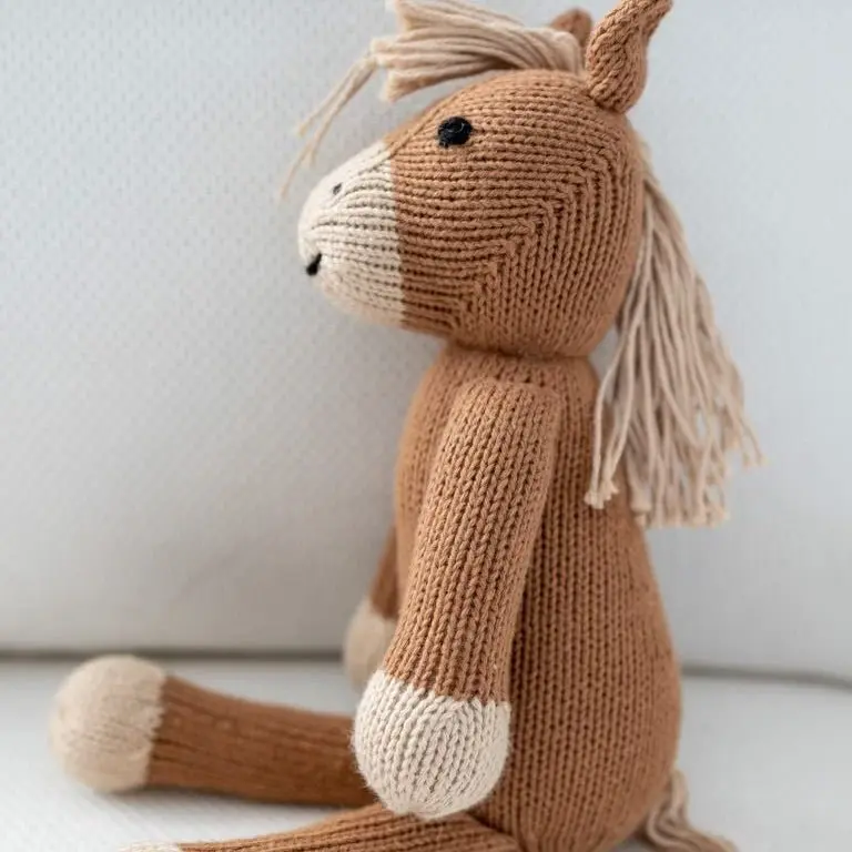 Joey, the Hand-Knit Horse - Image 4