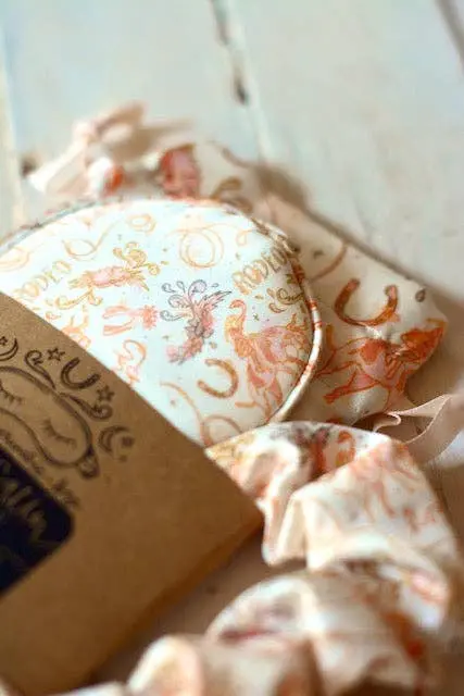Cowgirl Eye Mask + Scrunchie Sleep Set - Image 5