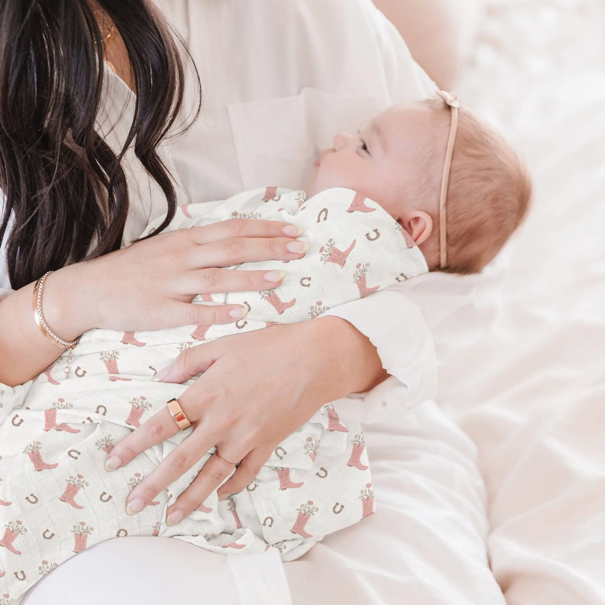 Bloomin' Boot Swaddle Blanket Set - Image 4