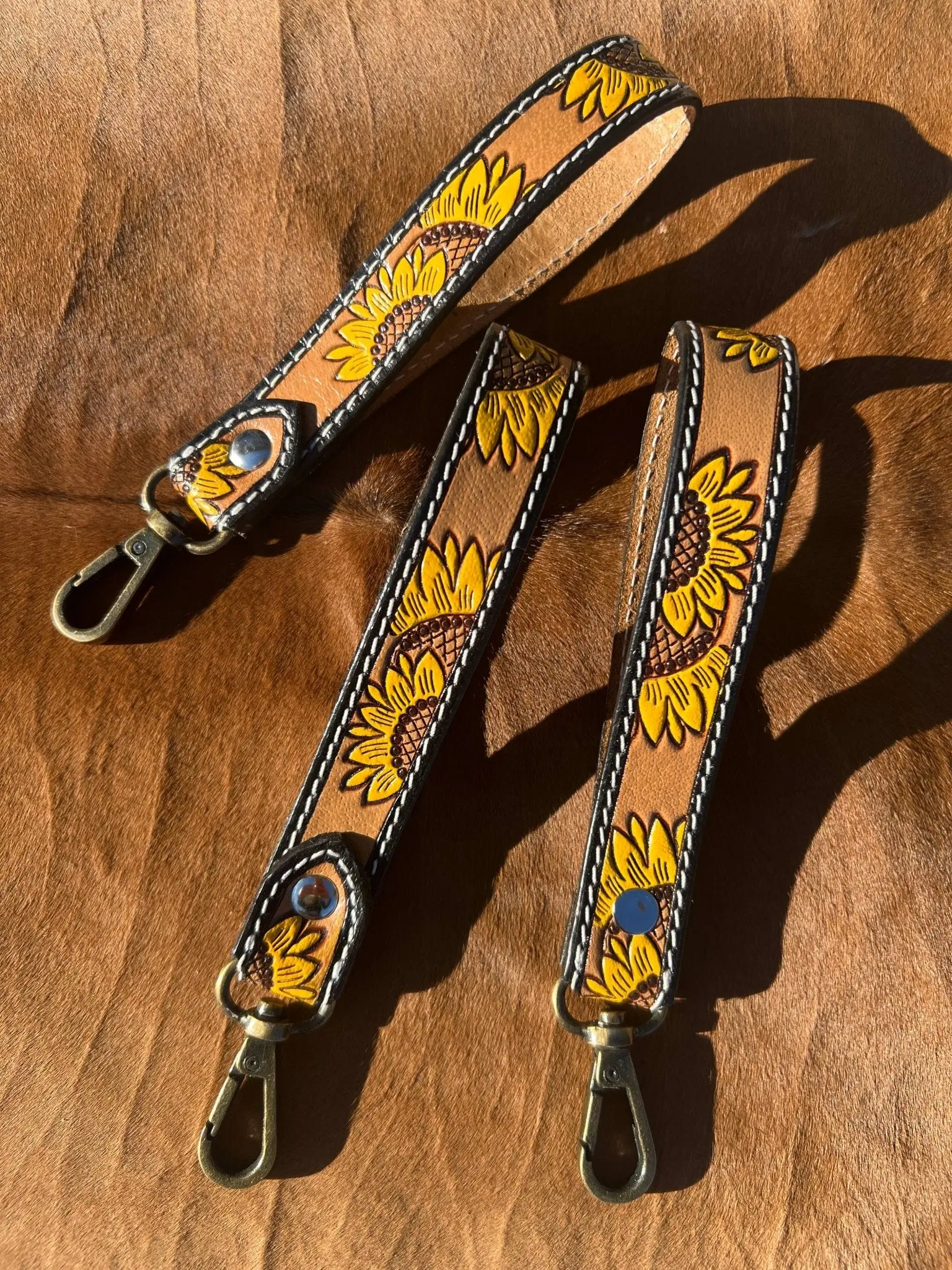 Sunflower Western Leather Keychain - Image 4